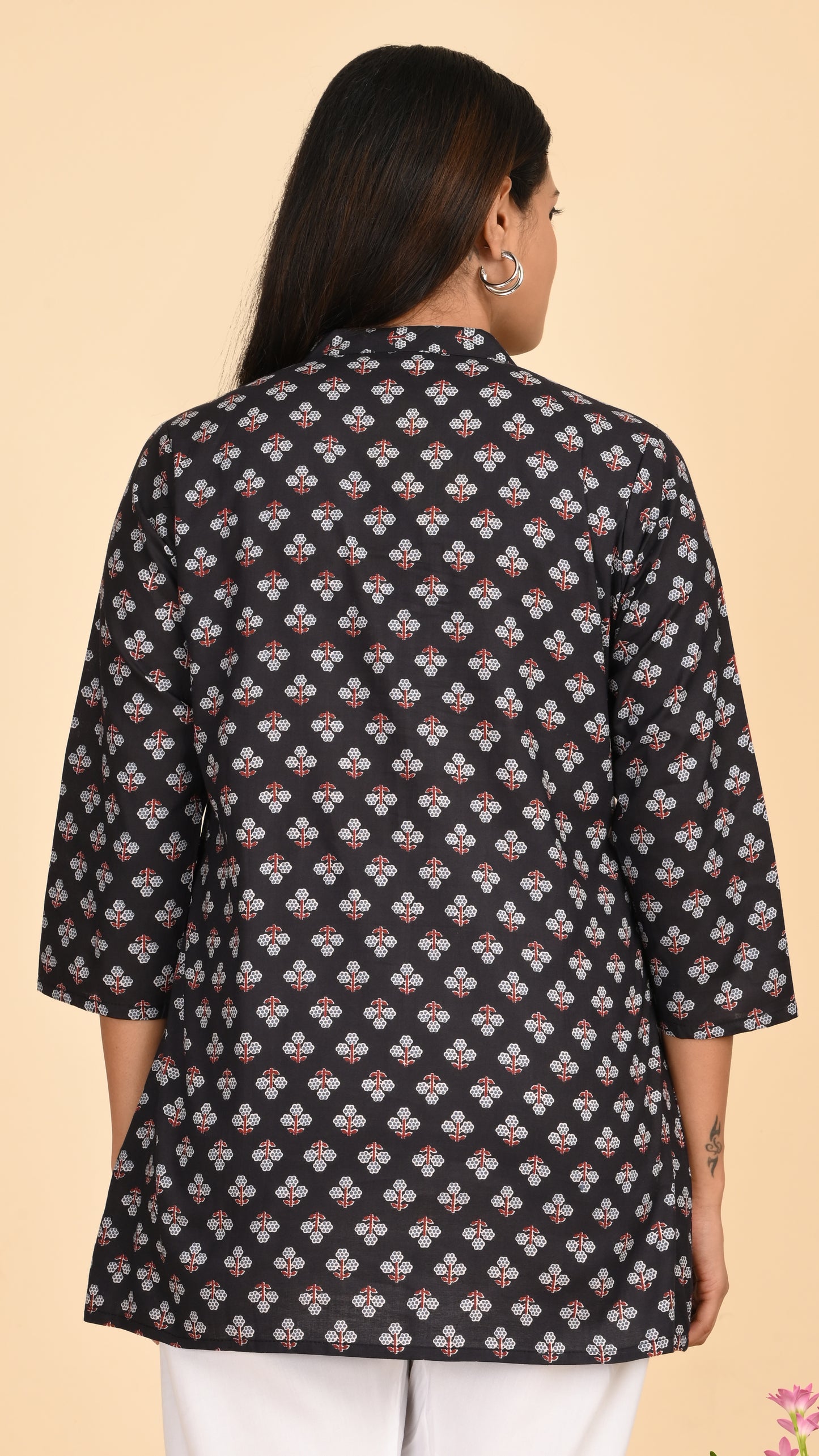 Ira Noir Buti Print Short Kurti Top