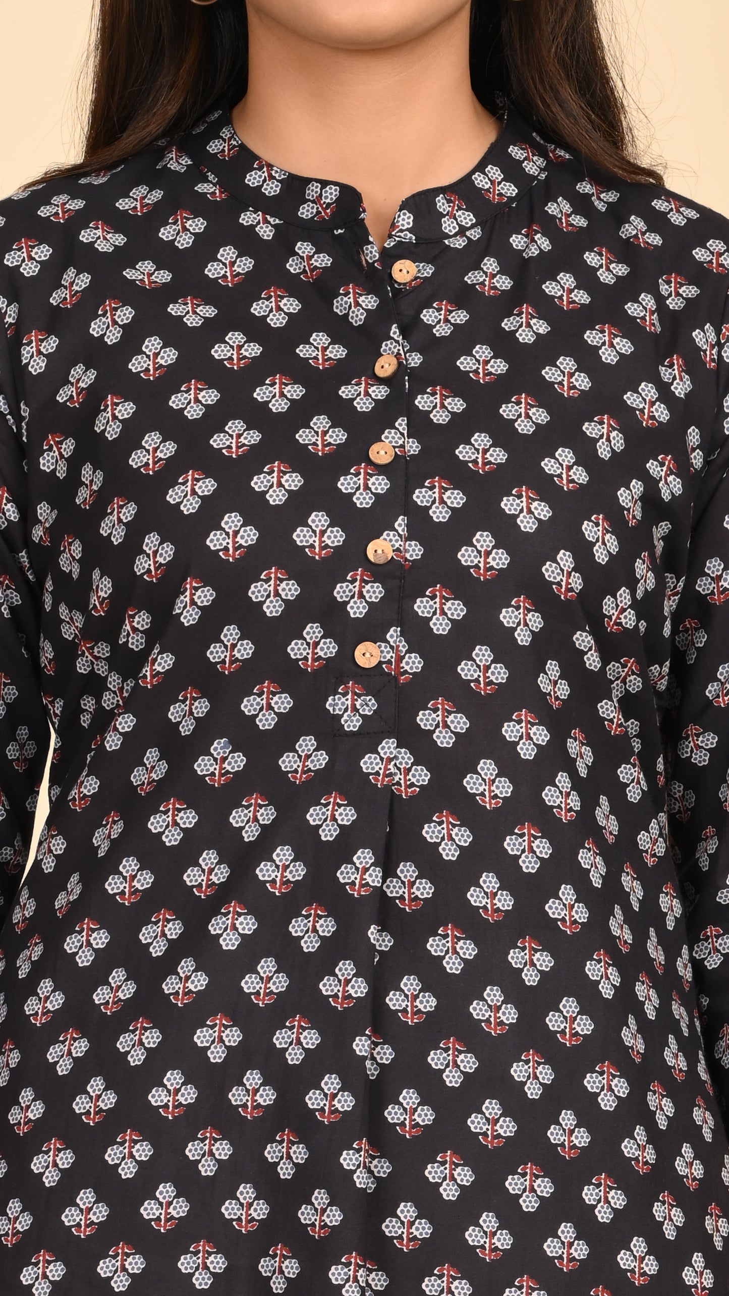 Ira Noir Buti Print Short Kurti Top