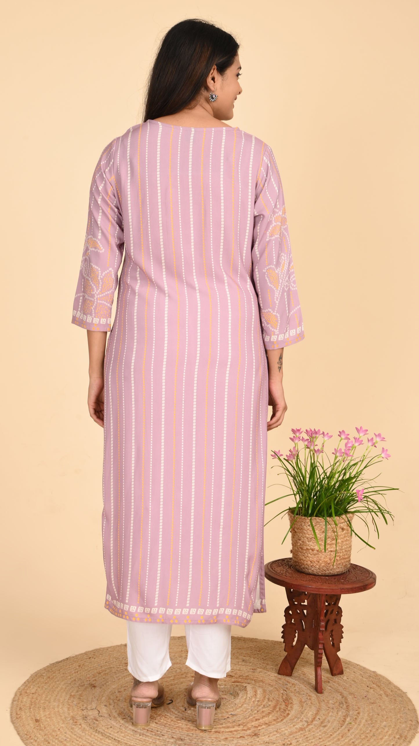Aabroo Lilac Bloom Straight Kurti