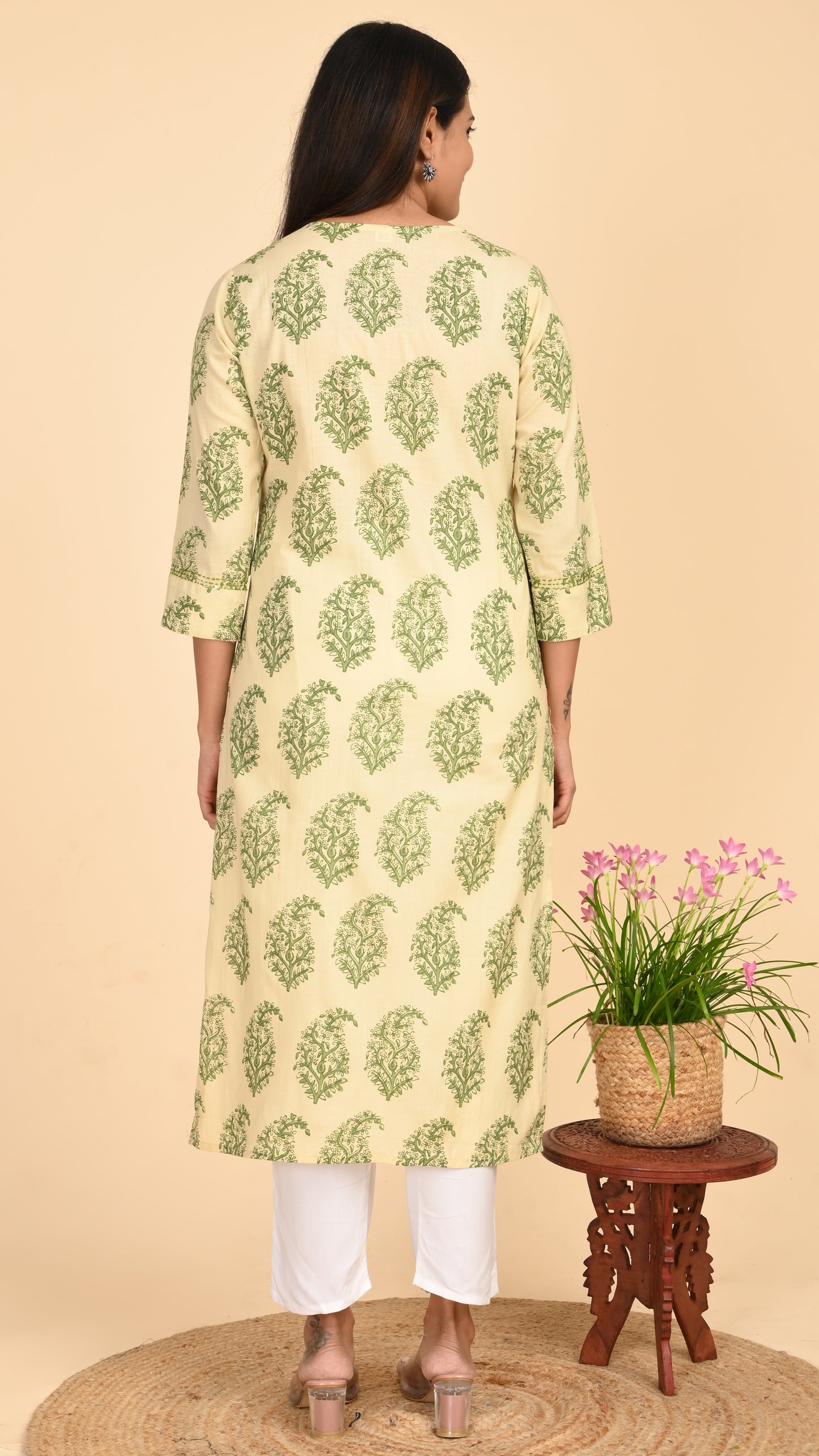 Vasvi Pistachio Bagh Straight Kurti
