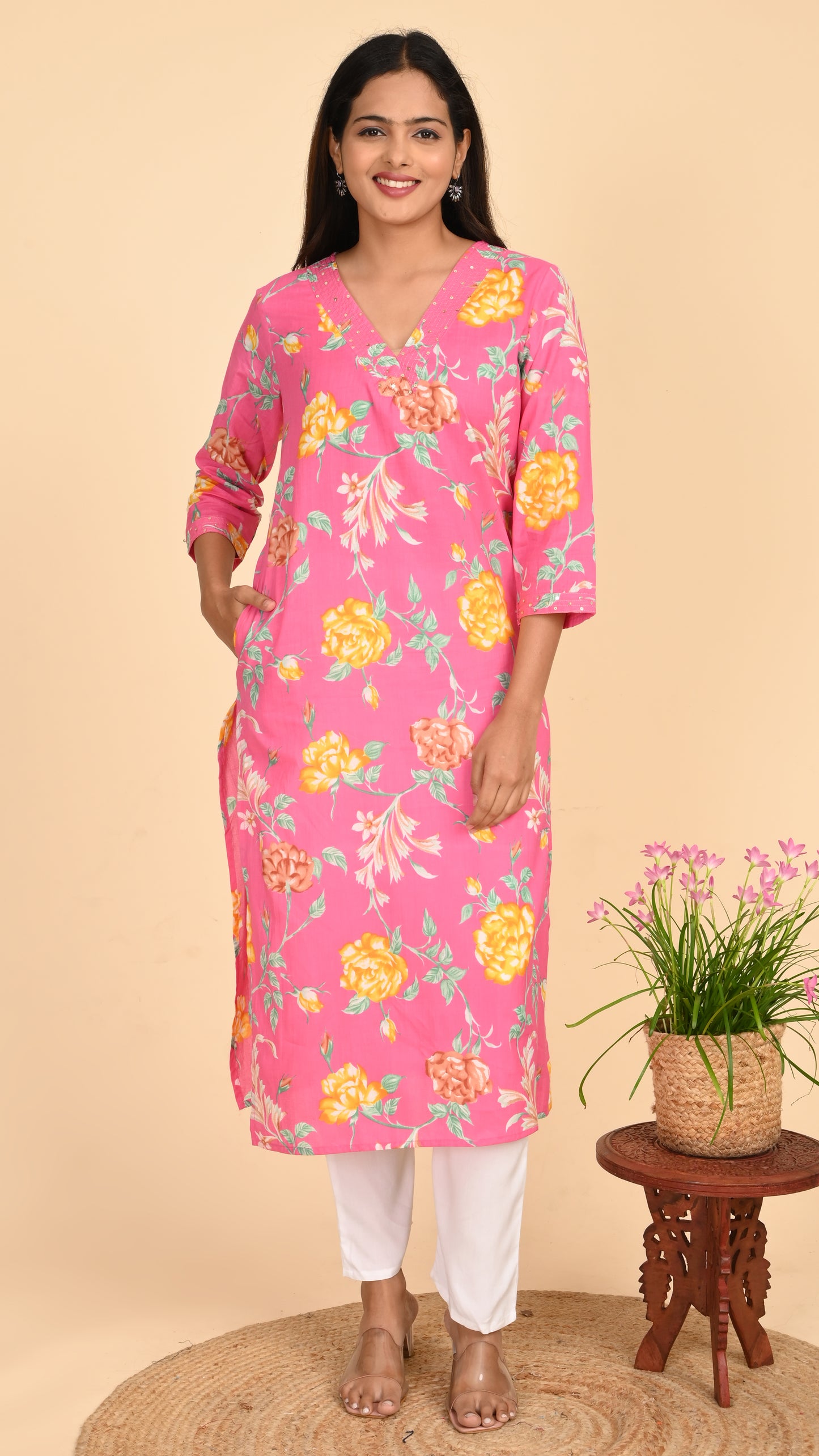 Malvika Gulabi Garden Straight Kurti