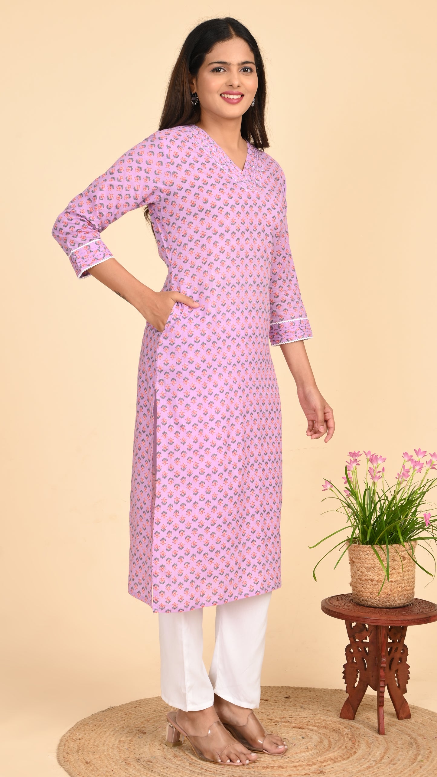 Varnika Lilac Buti Straight Kurti