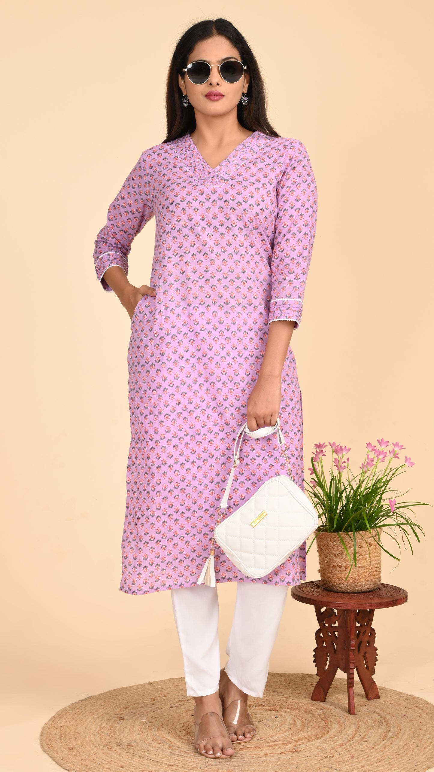 Varnika Lilac Buti Straight Kurti