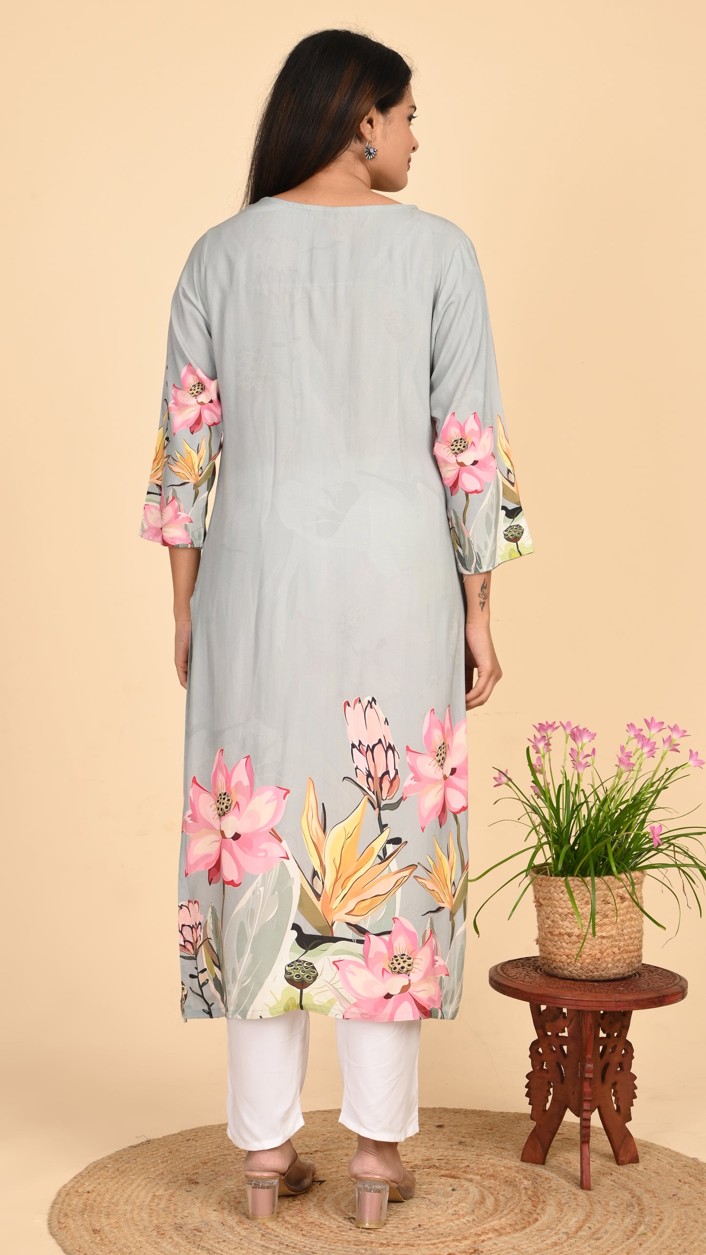Mrinal Grey Lotus Straight Kurti