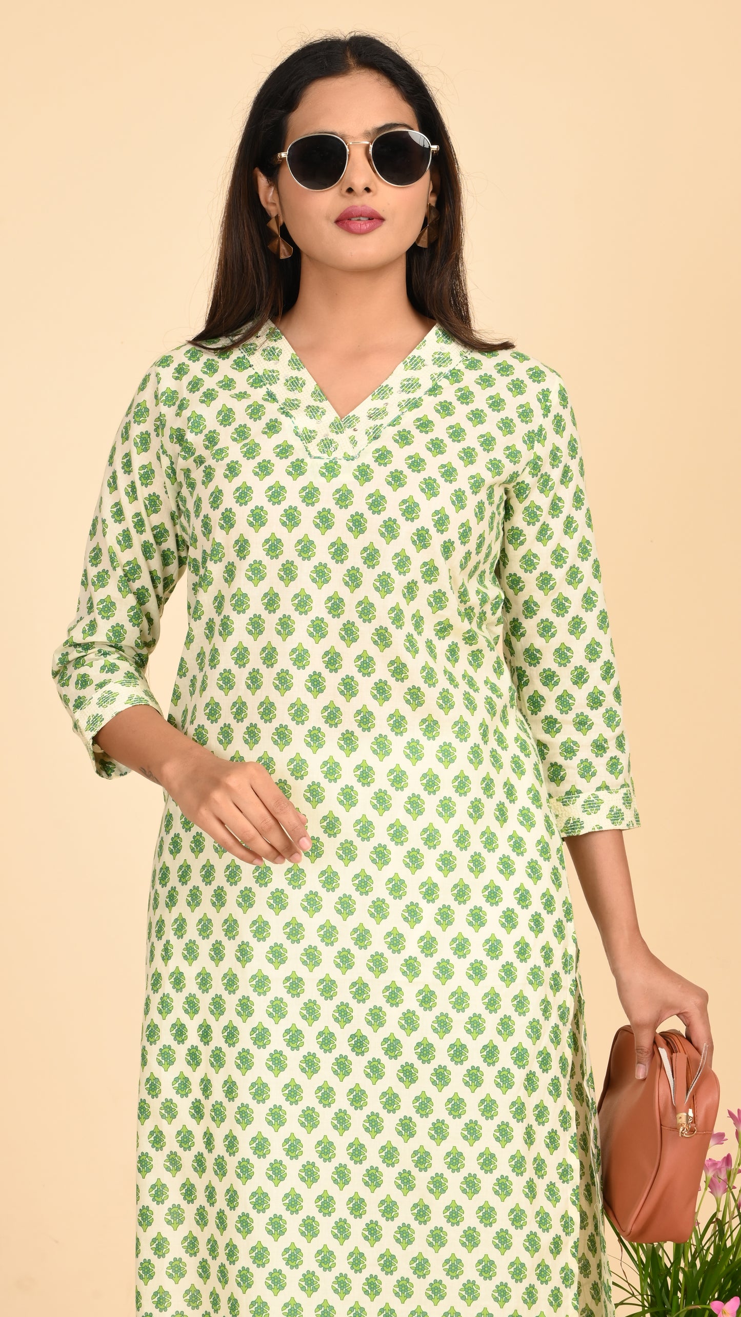 Avni Fresh Leaf Straight Kurti