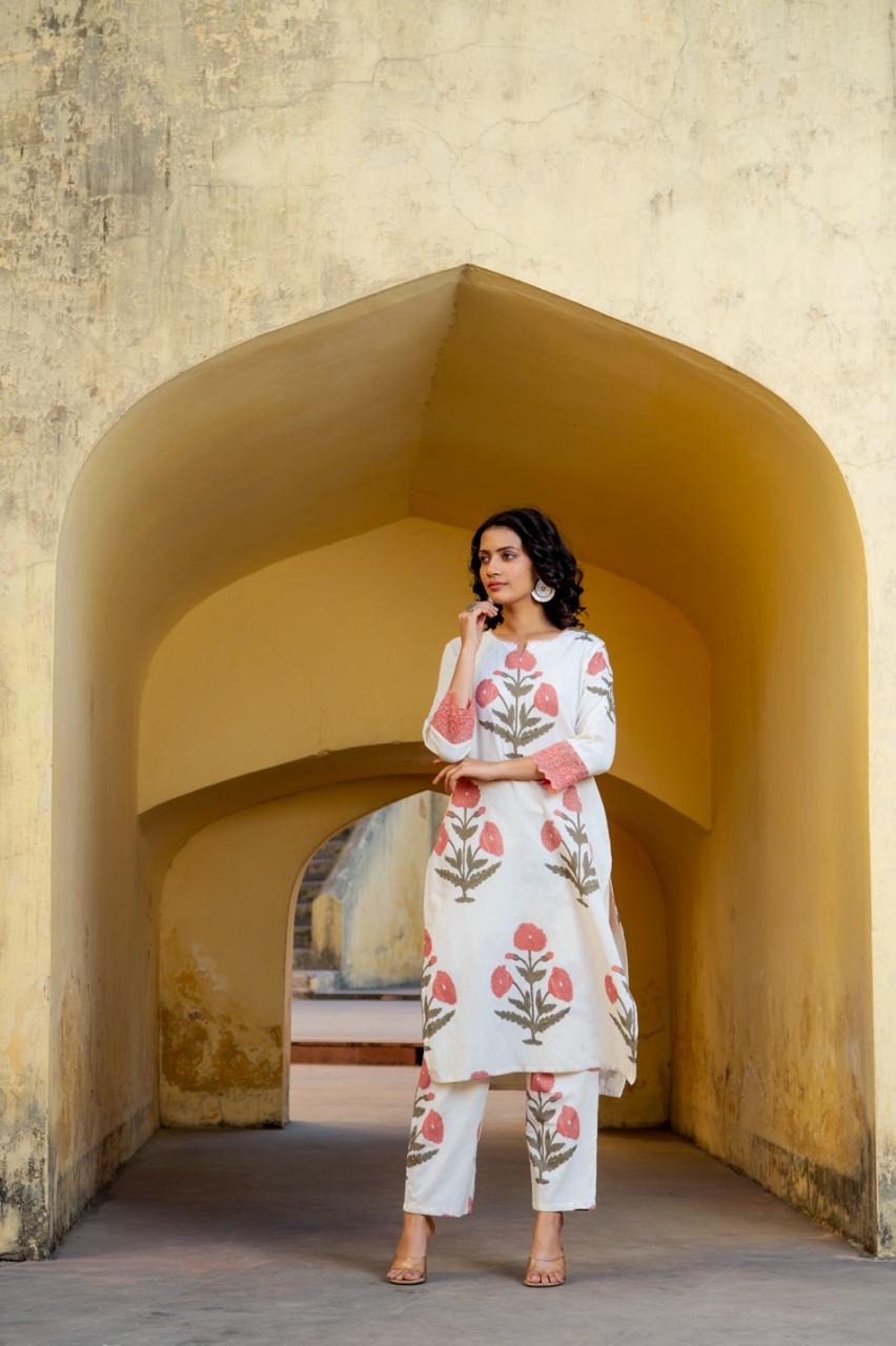 Gulrangi Kurti Pant Set