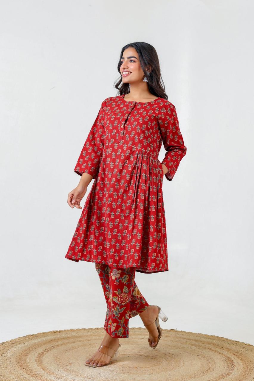 Gulaabo Bloom Cotton Kurti Pant Set