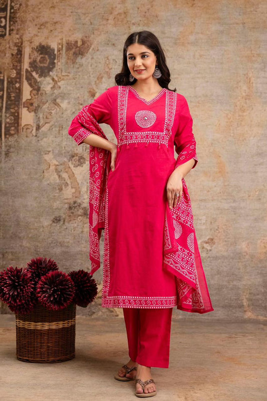Gulnaar Rose Kurti Pant Dupatta Set Suit