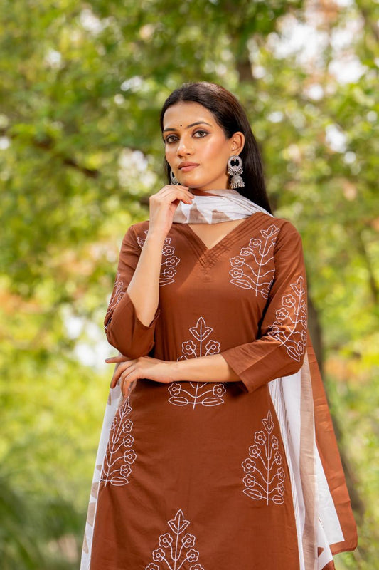 Cocoa Leafline Kurti Pant Dupatta Set Suit