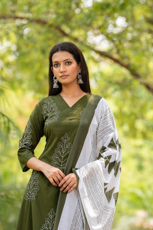 Olive Grove Kurti Pant Dupatta Set Suit