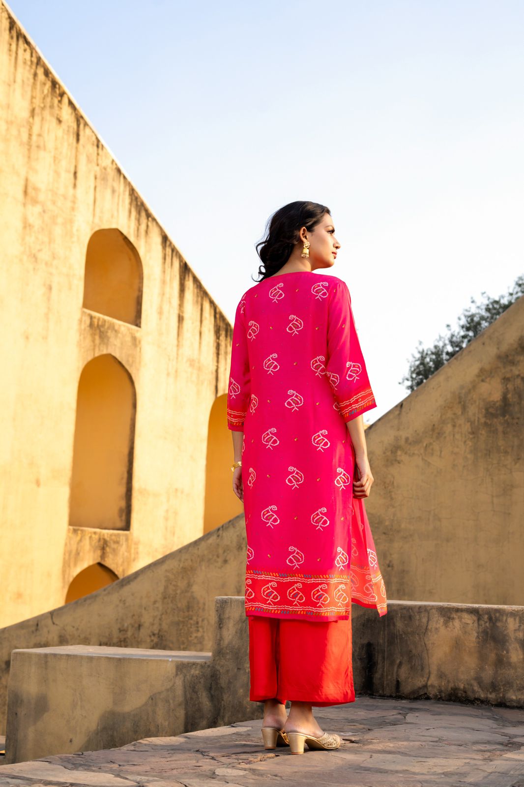 Gulabi Gul Kurti Pant Set
