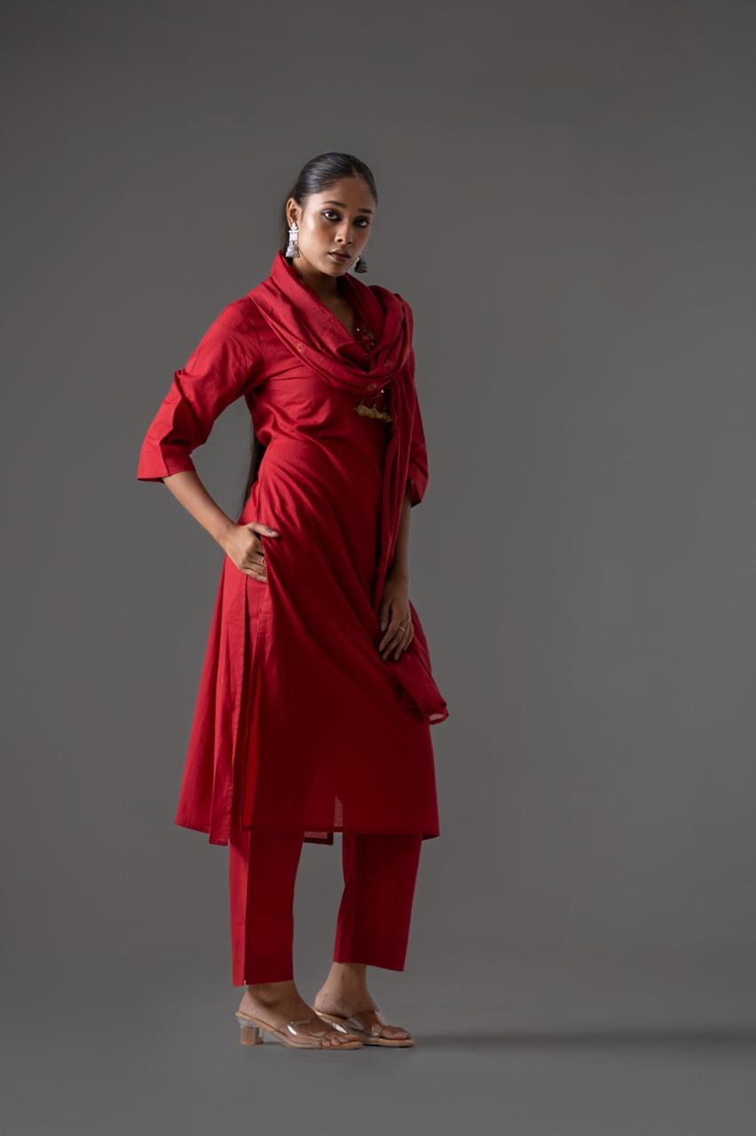 Heer Gulab Kurti Pant Dupatta Set Suit