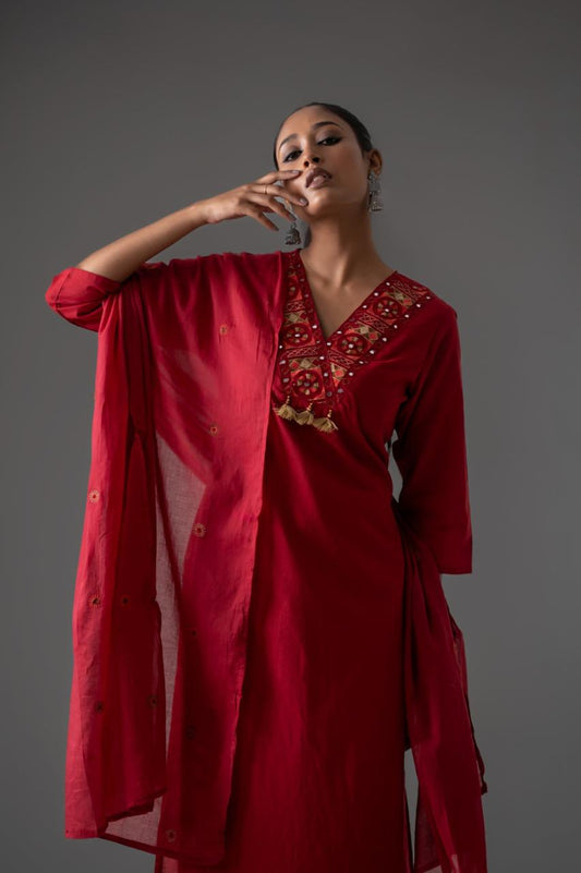 Heer Gulab Kurti Pant Dupatta Set Suit