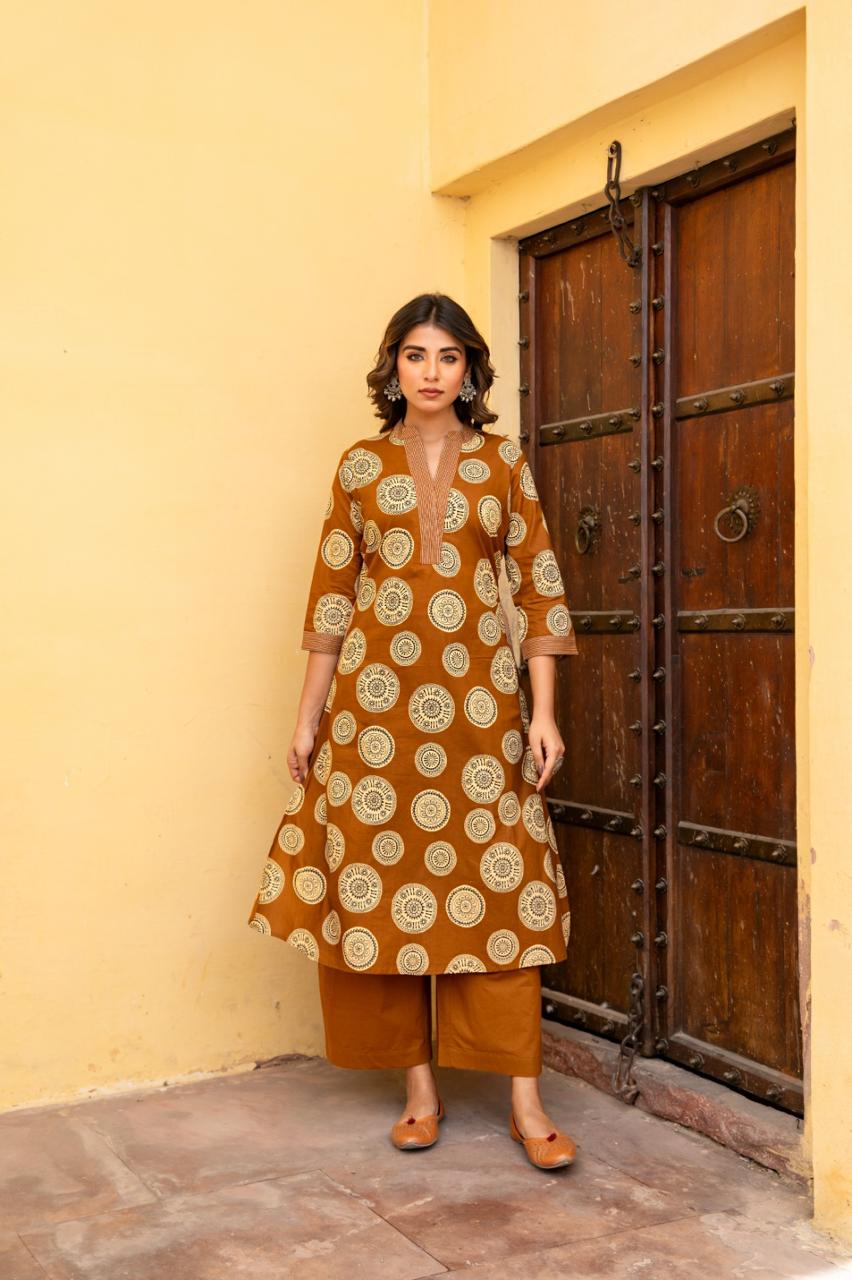 Gulbahar Ochre Kurti Pant Set