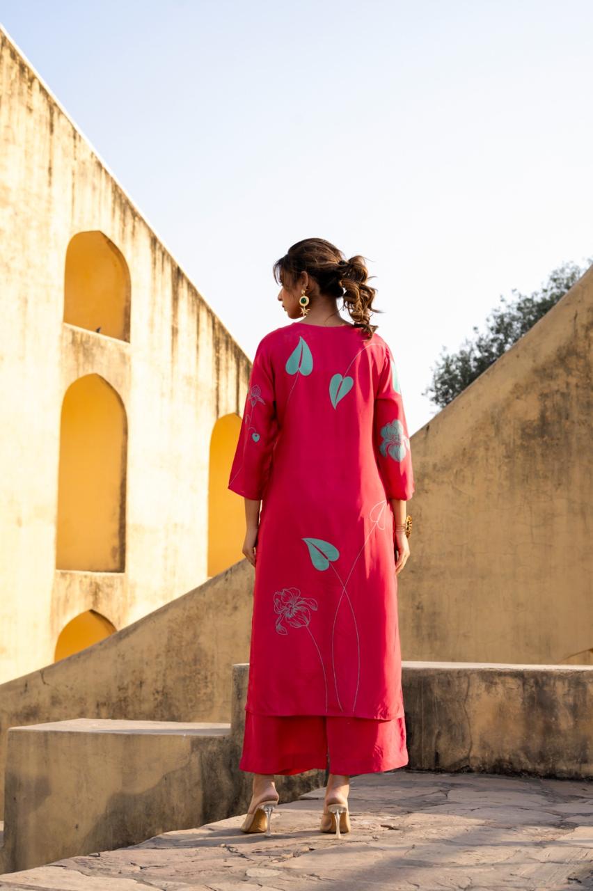 Crimson Meadow Pure Muslin Kurti Pant Set