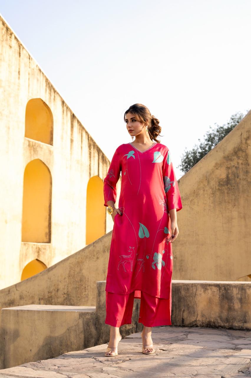 Crimson Meadow Pure Muslin Kurti Pant Set