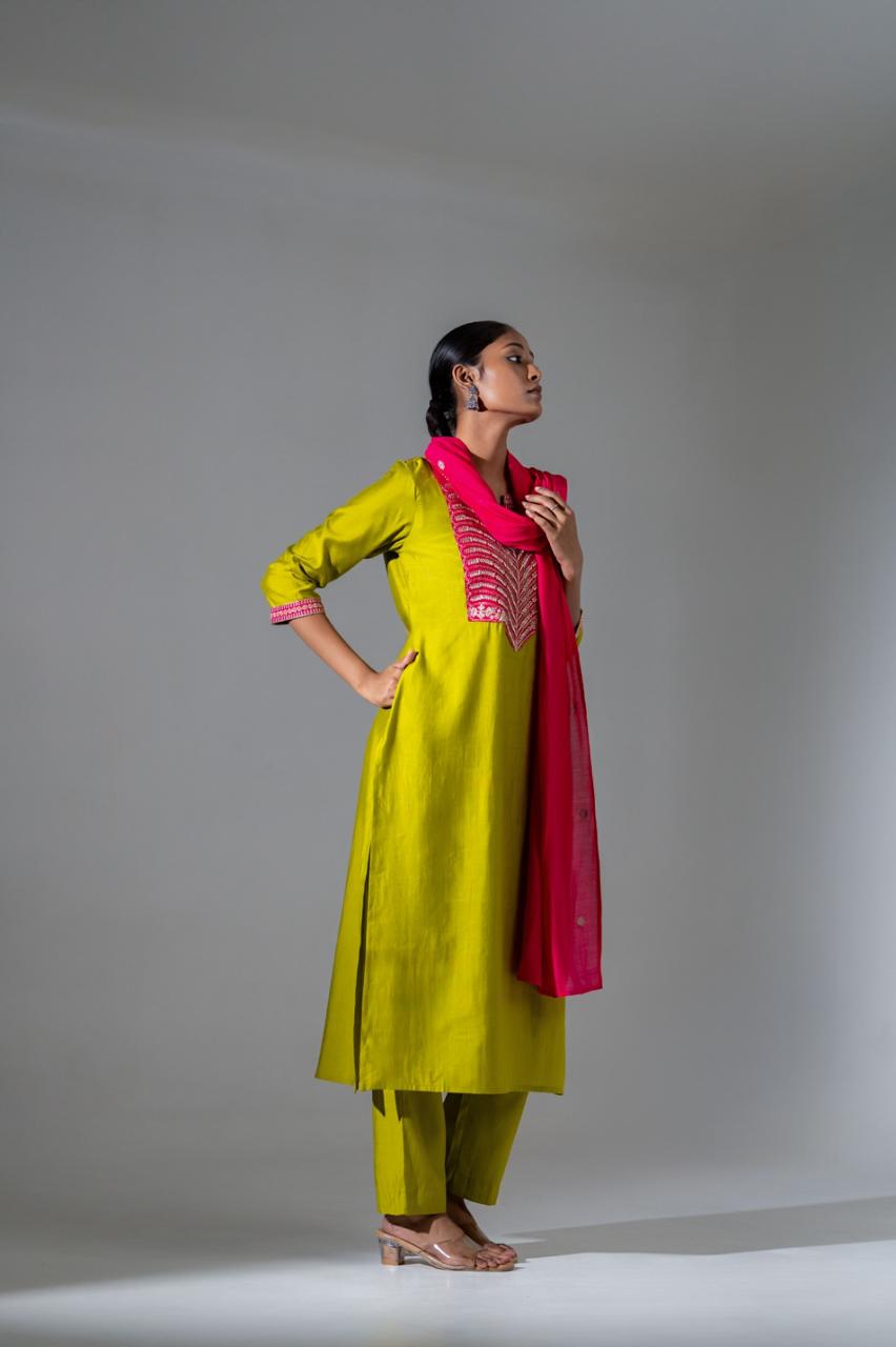 Amaira Parrot Silk Kurta with Threadwork & Mul Chanderi Dupatta