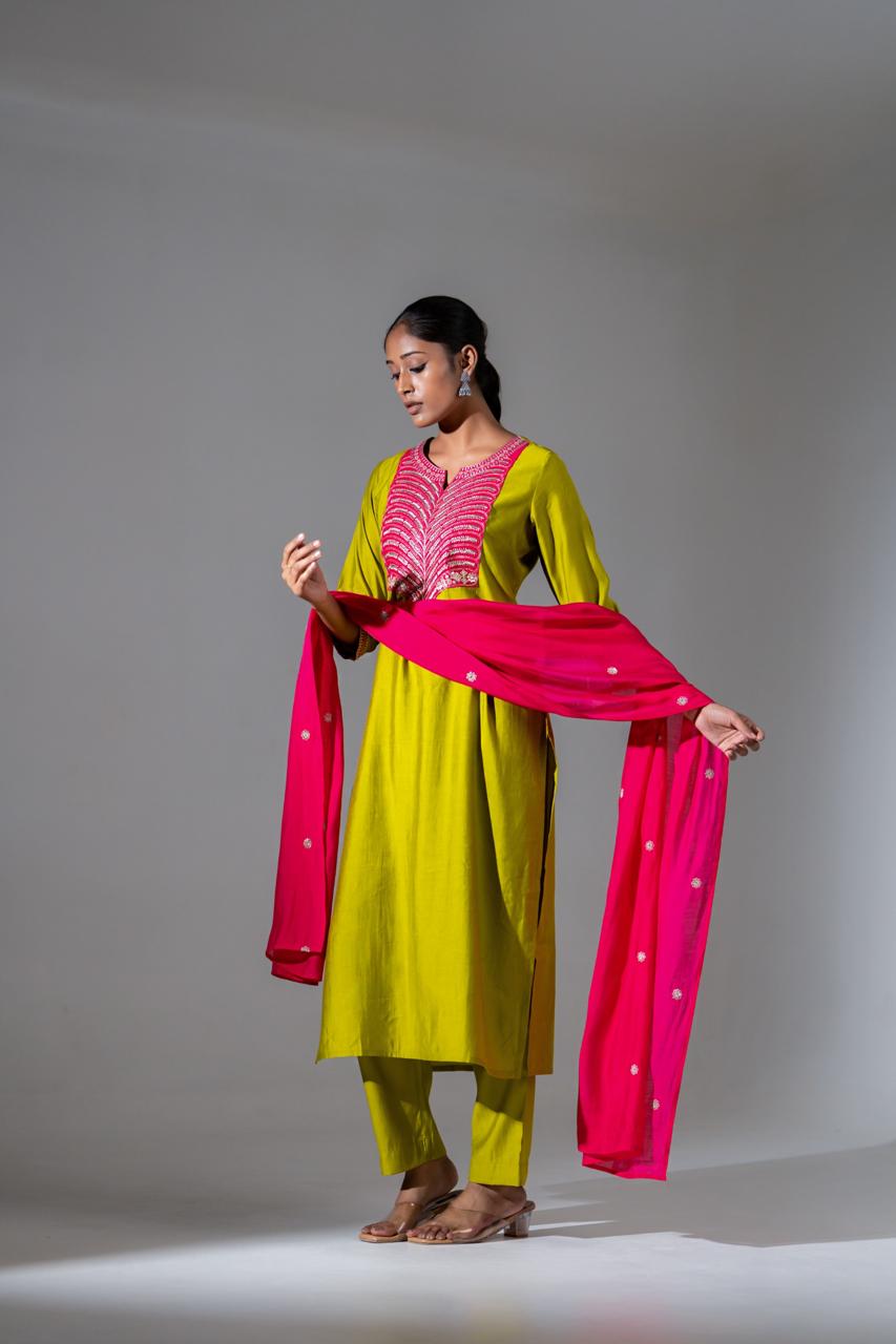 Amaira Parrot Silk Kurta with Threadwork & Mul Chanderi Dupatta