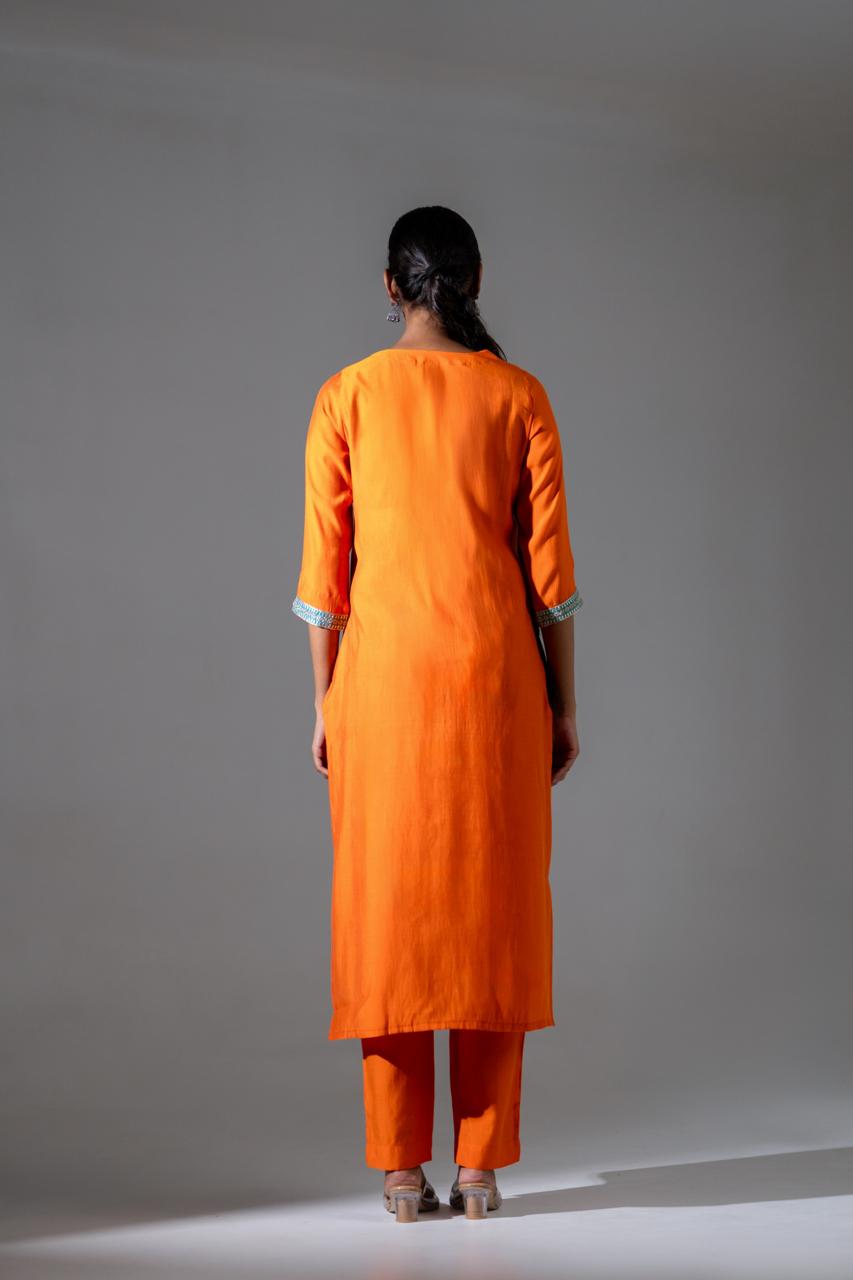 Amaira Amber Silk Kurta with Threadwork & Mul Chanderi Dupatta