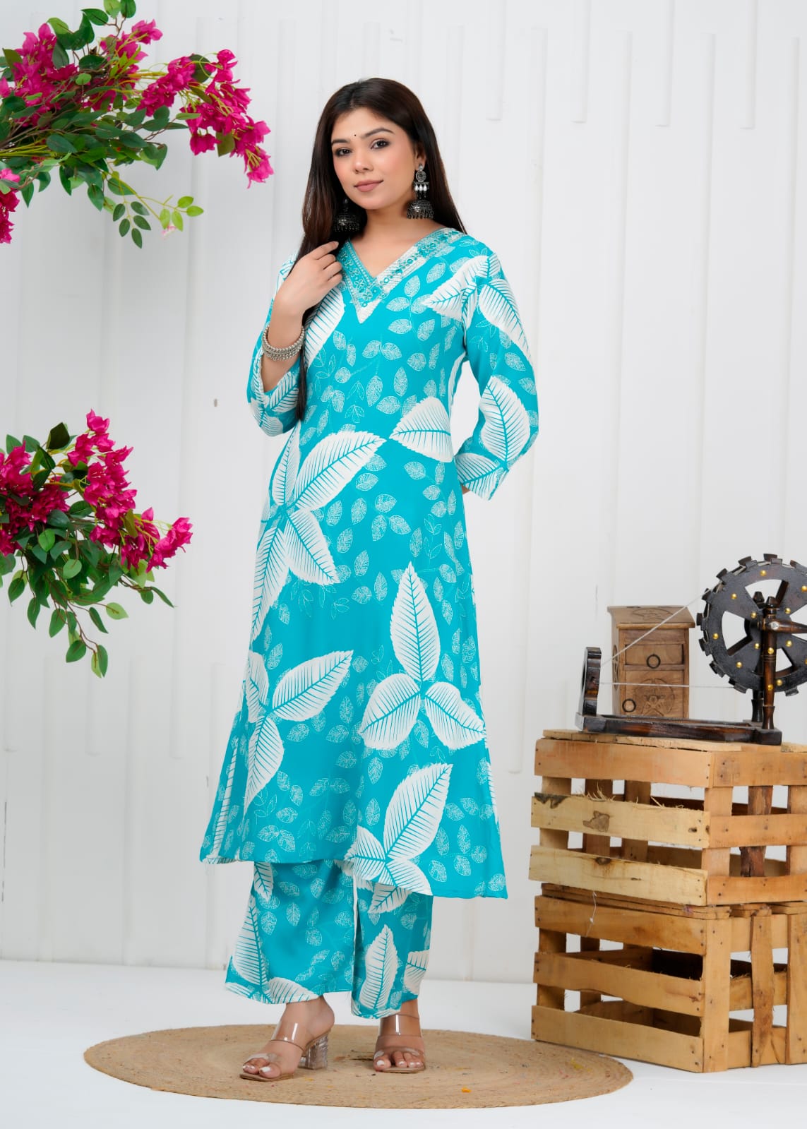 Turquoise Leaf Print Liva Rayon Coord Set