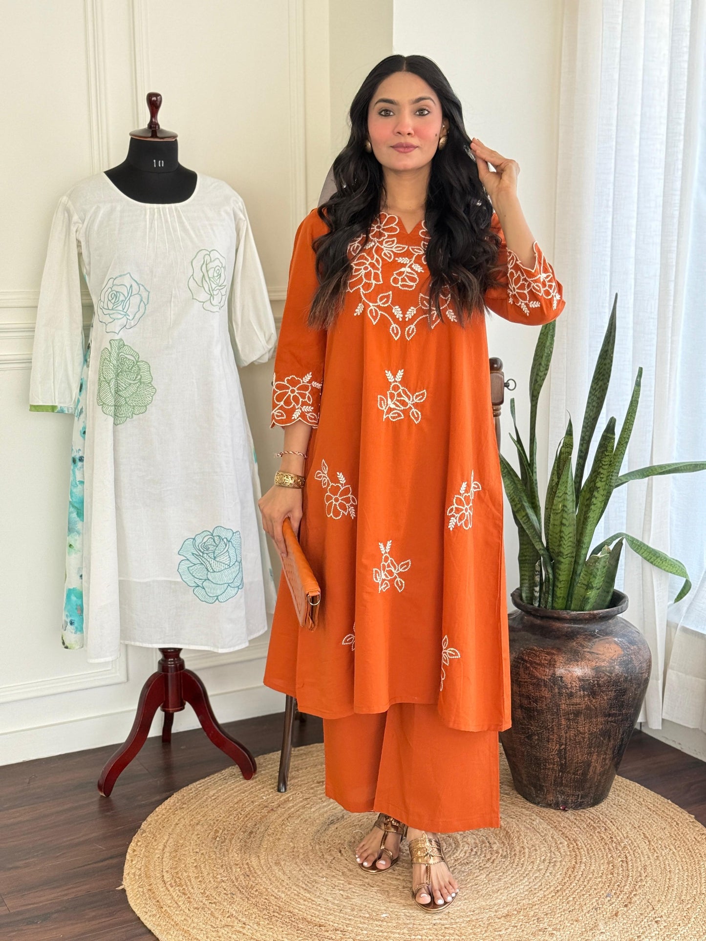 Amber Bloom Embroidered Jaipuri Cotton Kurti Pant Set