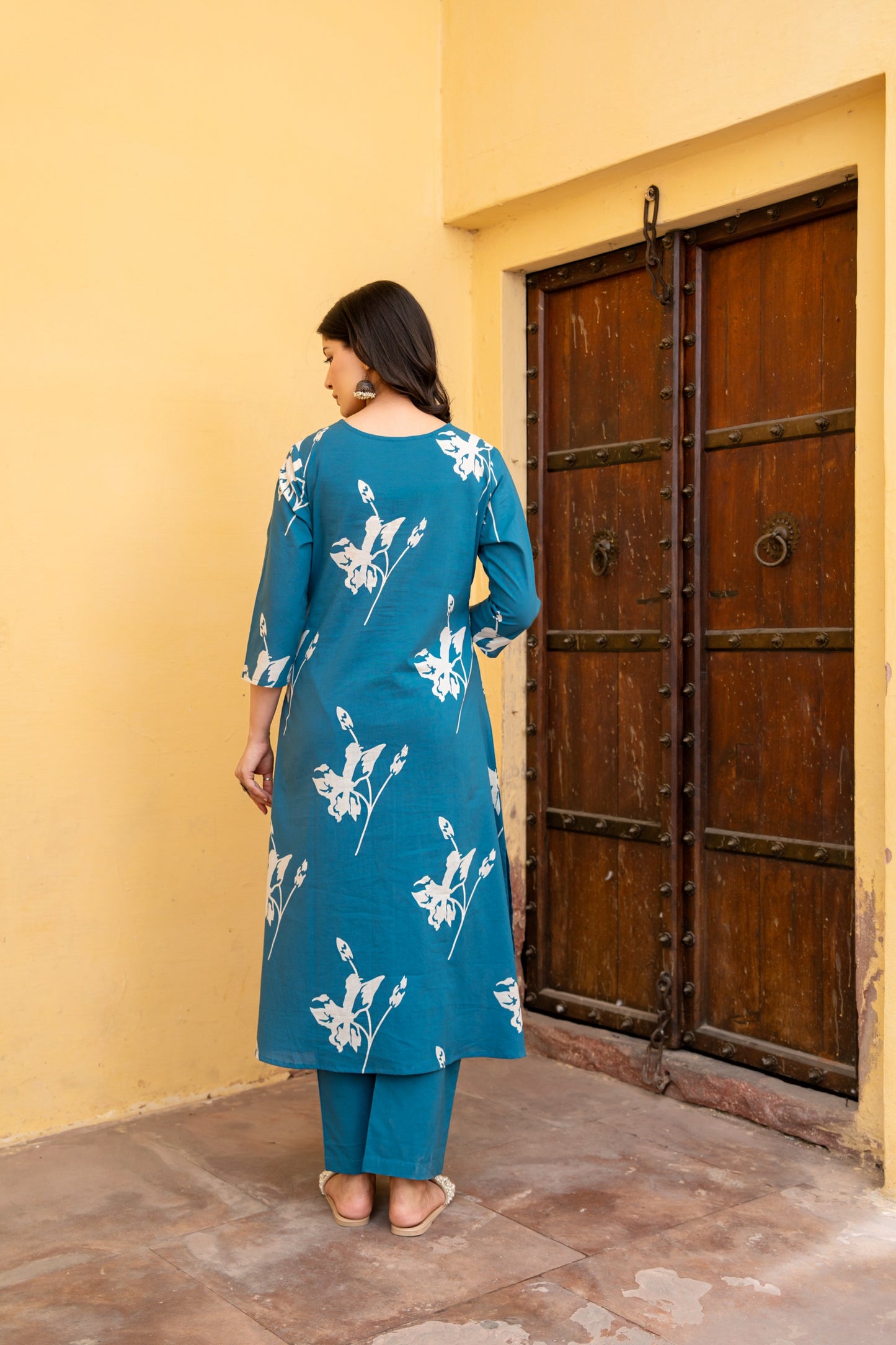 Azure Bloom Jaipuri Cotton Printed Kurti Pant Set