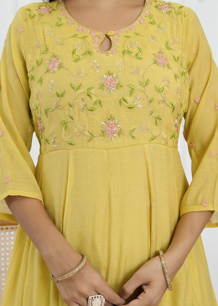 Sunlit Blossom Mul Chanderi Suit Set