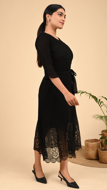 Noir Élan Lace Midi Dress