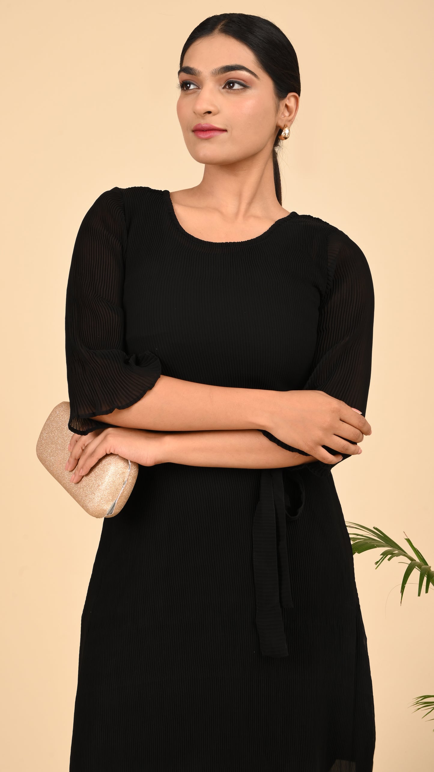 Noir Élan Lace Midi Dress