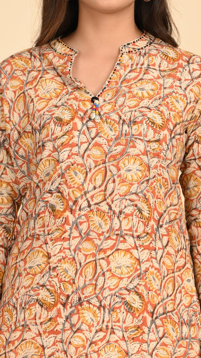 Karwaan Buti Print Short Kurti Top