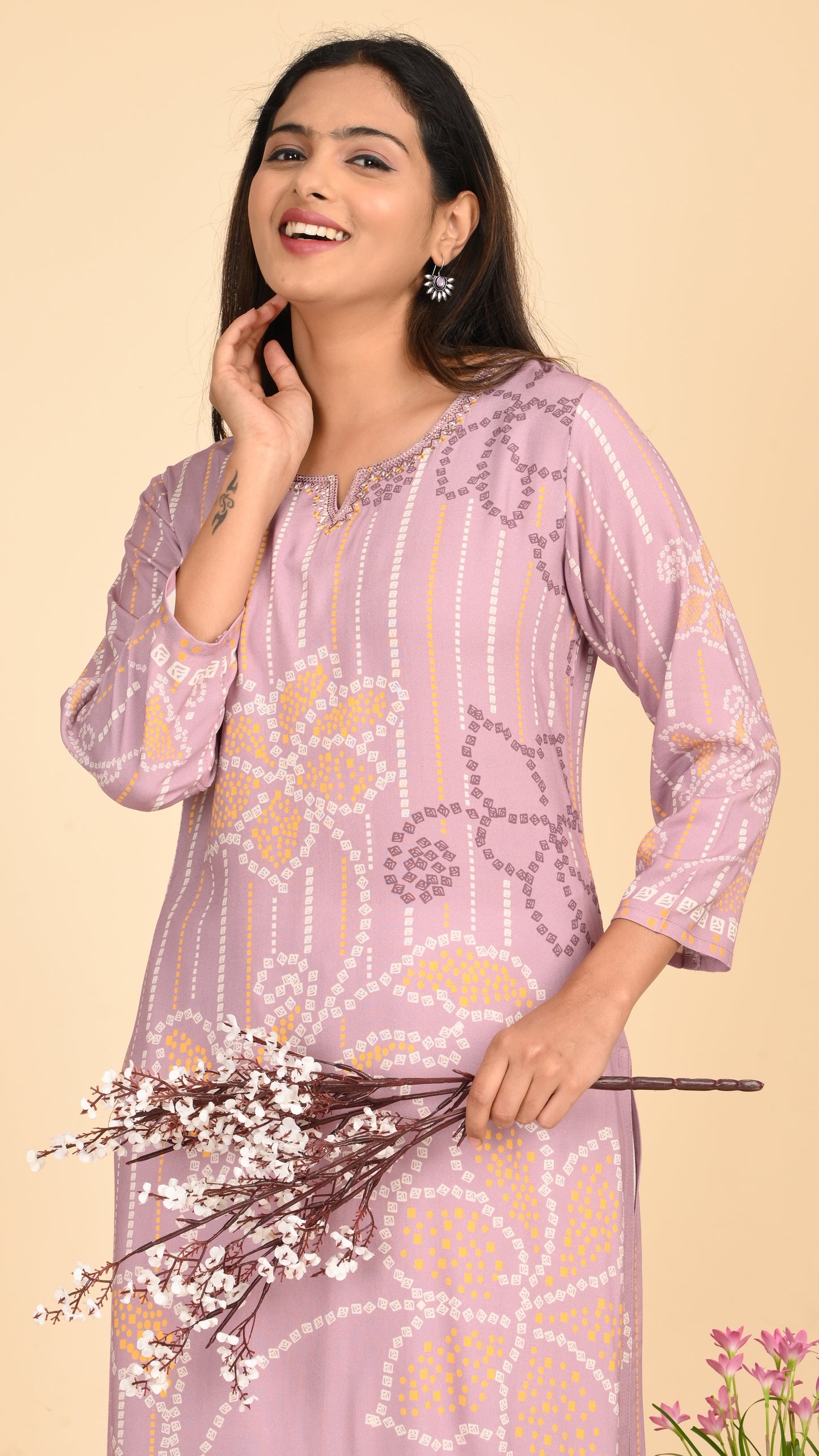 Aabroo Lilac Bloom Straight Kurti
