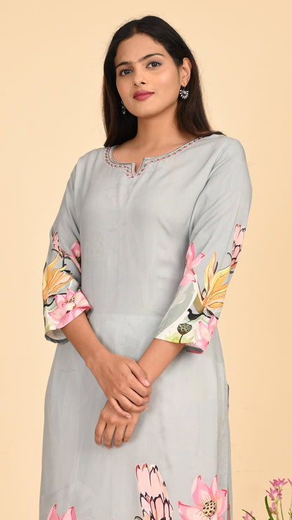 Mrinal Grey Lotus Straight Kurti