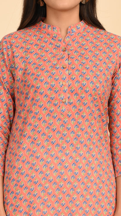 Kavya Peach Buti Straight Kurti