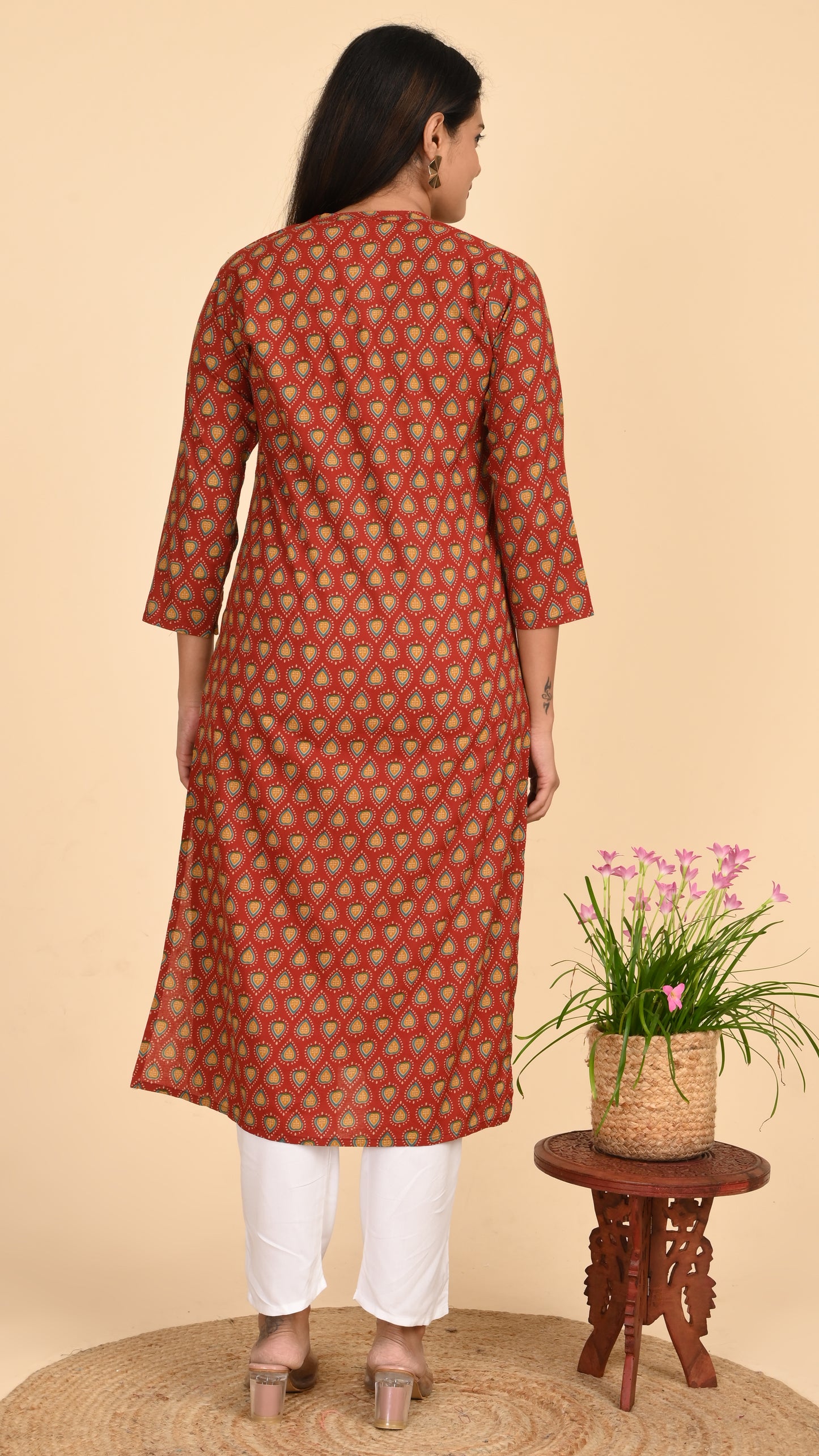 Tanirika Rust Jaal Straight Kurti