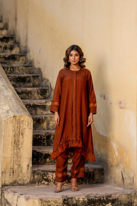 Daarcheeni Silk Kurti Pant Set