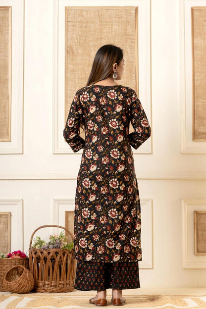 Gulaabi Kaarigari Kurti Pant Dupatta Set Suit