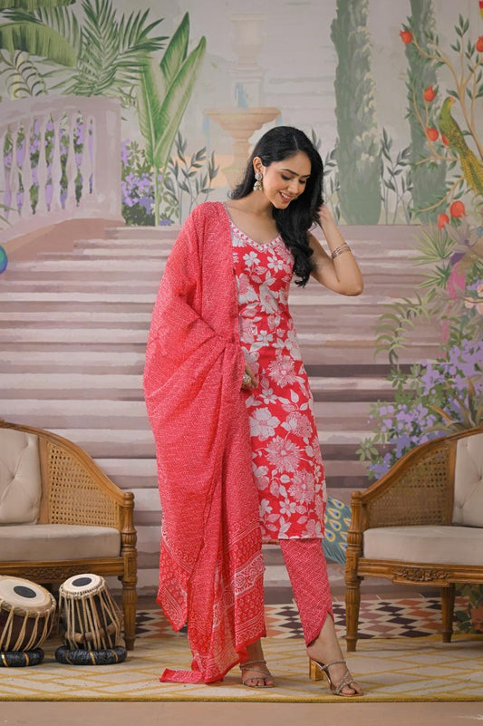 Gulzaar Gulaabi Kurti Pant Dupatta Set Suit