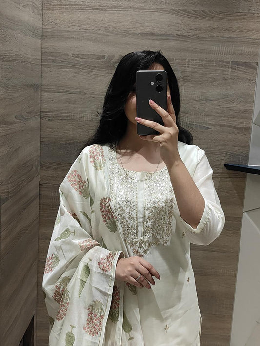 Noor-E-Sheereen Kurti Pant Dupatta Set Suit