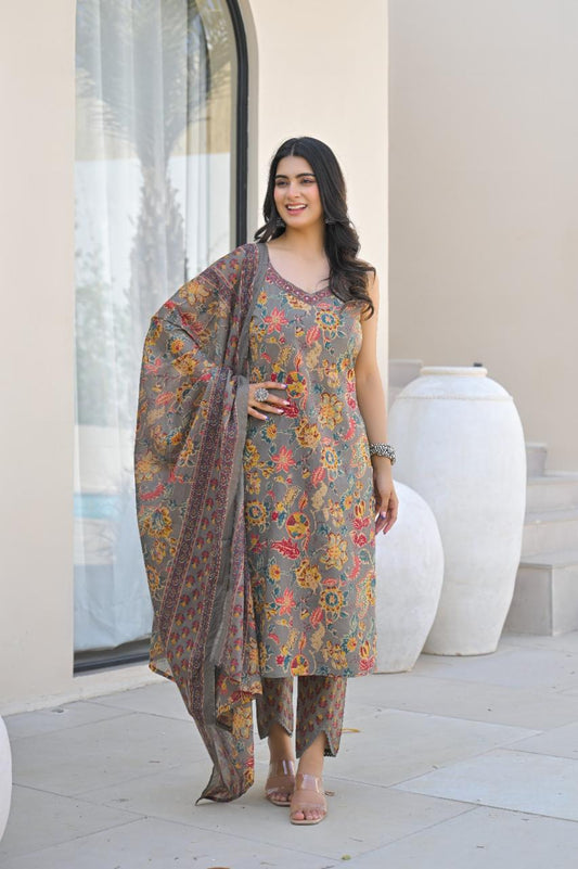 Zariya Zest Kurti Pant Dupatta Set Suit