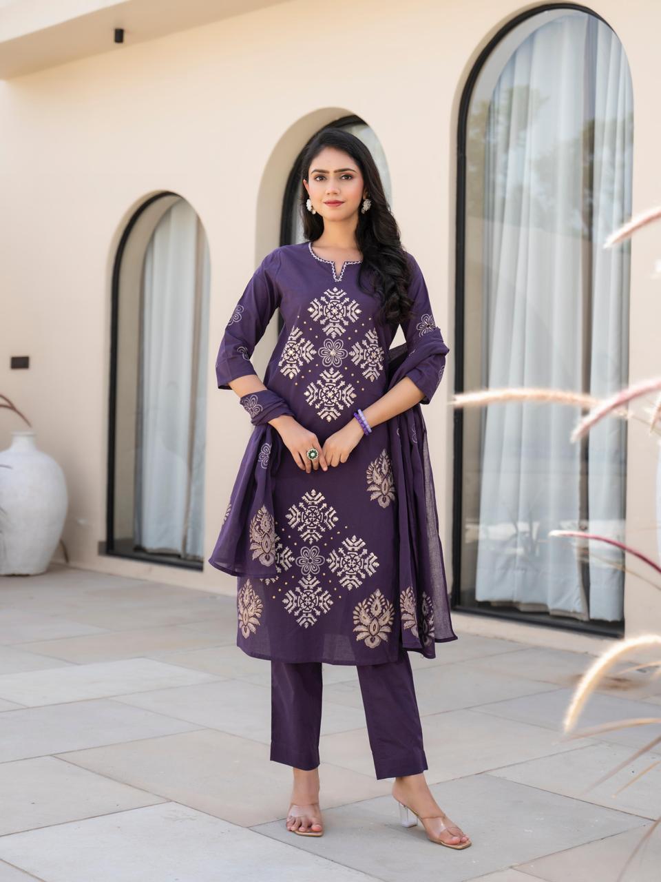 Nayra Violet Kurti Pant Dupatta Set Suit