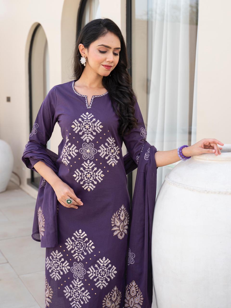 Nayra Violet Kurti Pant Dupatta Set Suit