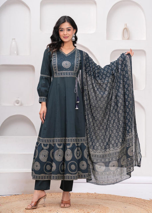 Gulnaar Midnight Kurti Pant Dupatta Set Suit