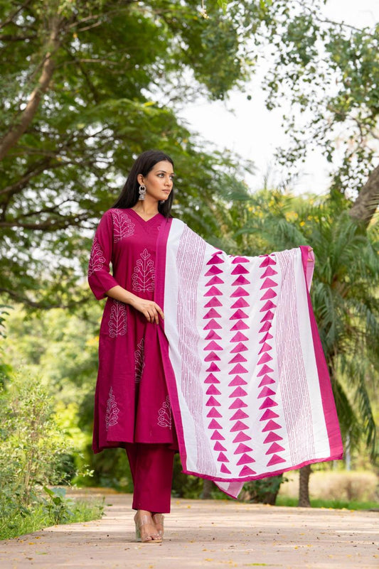 Berry Leafline Kurti Pant Dupatta Set Suit