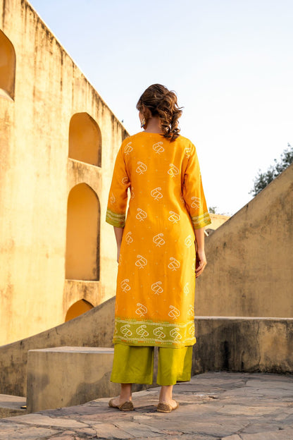 Mehakti Gul Kurti Pant Set