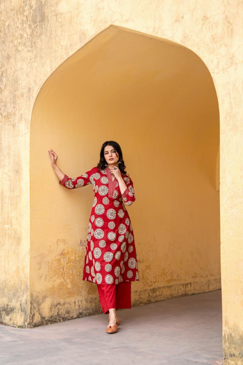 Gulbahar Crimson Kurti Pant Set