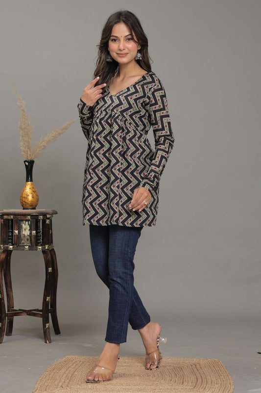 Zigzag Charm Pure Jaipuri Soft Cotton Short Kurti