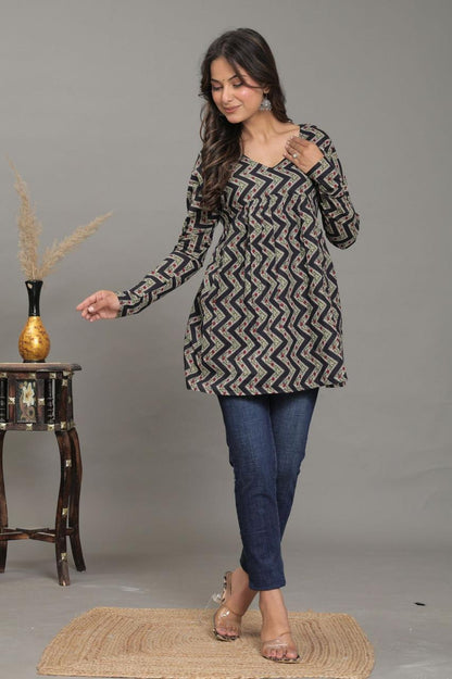 Zigzag Charm Pure Jaipuri Soft Cotton Short Kurti