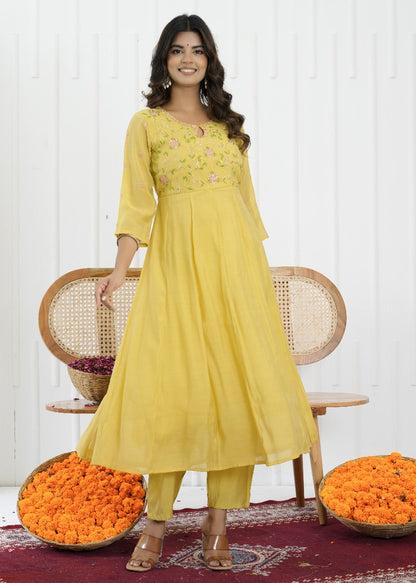Sunlit Blossom Mul Chanderi Suit Set
