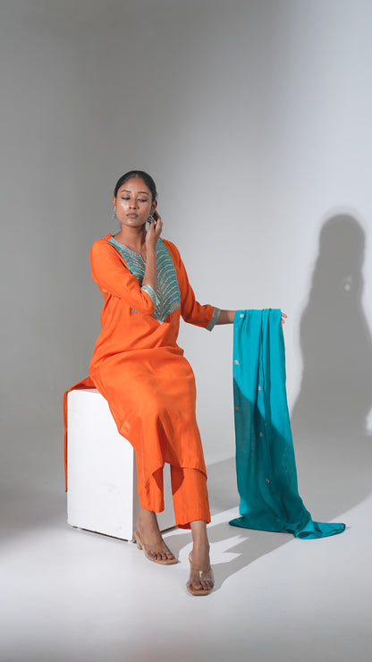 Amaira Amber Silk Kurta with Threadwork & Mul Chanderi Dupatta