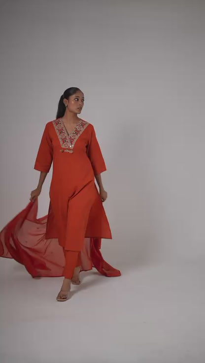 Heer Kumkum Kurti Pant Dupatta Set Suit